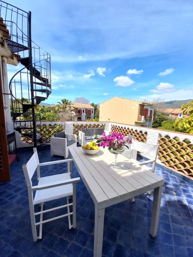 Villa Bea Giardini Naxos Esterno foto