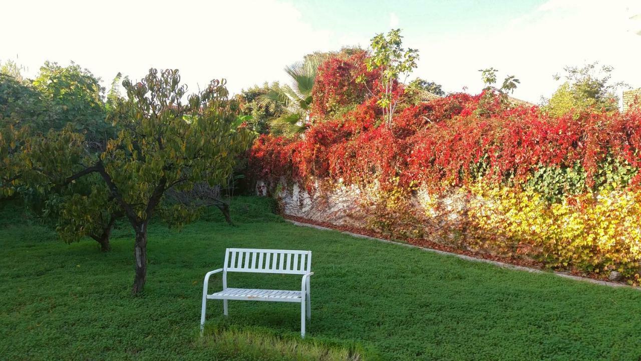Villa Bea Giardini Naxos Esterno foto